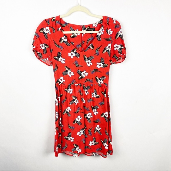 Topshop Red Tropical Floral Tea Dress V-Neck Shoret Sleeve Size 2 Back Zipper - Picture 2 of 6